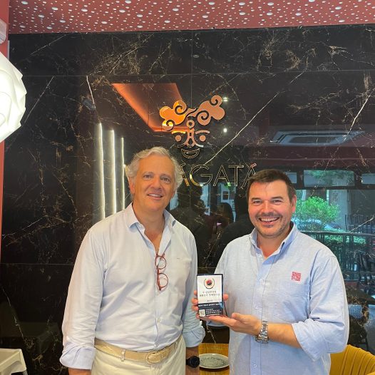 El Consulado de Corea en Andalucía otorga su acreditación al restaurante Watagata